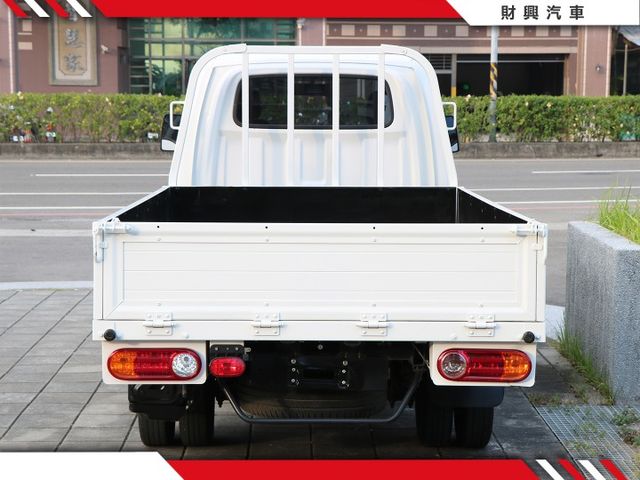 小霸王又來啦！頭家最愛妥善率超棒！柴油動力超有感，省油經濟又好開，全場貨車皆可改裝，歡迎洽詢！  第7張相片