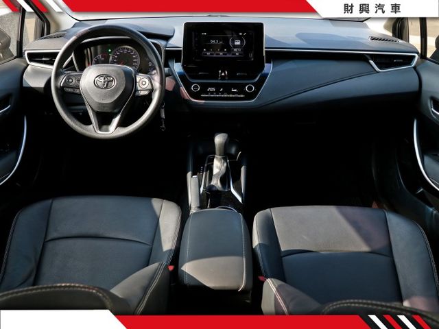 經典好開，省油省稅！妥善率穩穩的神A！多種顏色款式實車在店。 油電我們也有，多種顏色在庫，現場賞車！  第11張相片