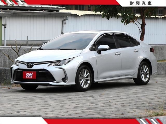 經典好開，省油省稅！妥善率穩穩的神A！多種顏色款式實車在店。 油電我們也有，多種顏色在庫，現場賞車！  第4張相片