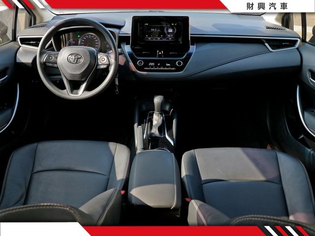 經典好開，省油省稅！妥善率穩穩的神A！多種顏色款式實車在店。 油電我們也有，多種顏色在庫，現場賞車！  第10張相片