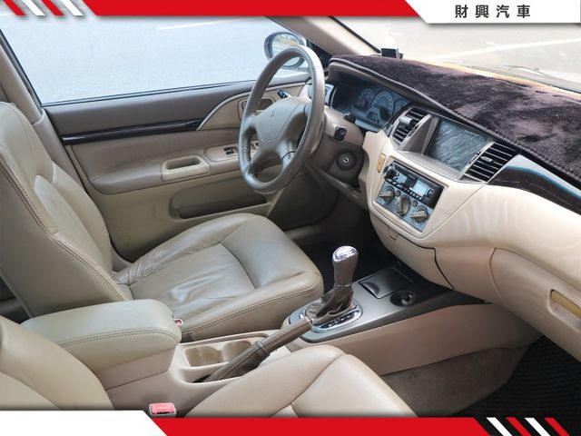 機車價開一台經典車款剛剛好！代步使用繳1.6稅金，頭好壯壯的菱帥讓你回去繼續帥！內裝完整度維持得還算不錯喔  第3張相片