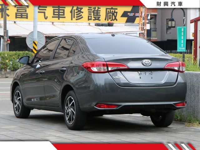 超少的暗色系VIOS，為了喜愛神秘又低調的你而準備，年份超新，車況超好，想要日常代步，好保養妥善率又高，就是他！  第2張相片
