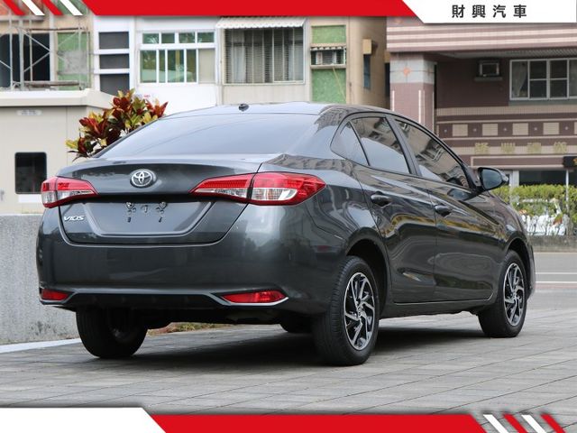 超少的暗色系VIOS，為了喜愛神秘又低調的你而準備，年份超新，車況超好，想要日常代步，好保養妥善率又高，就是他！  第3張相片