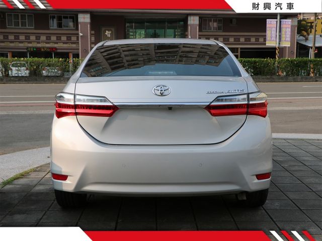 好開經濟又划算！IKEY高規格！全車原鈑件，妥善率超高，年輕人入手最佳第一台選擇！一起兜風去吧  第3張相片