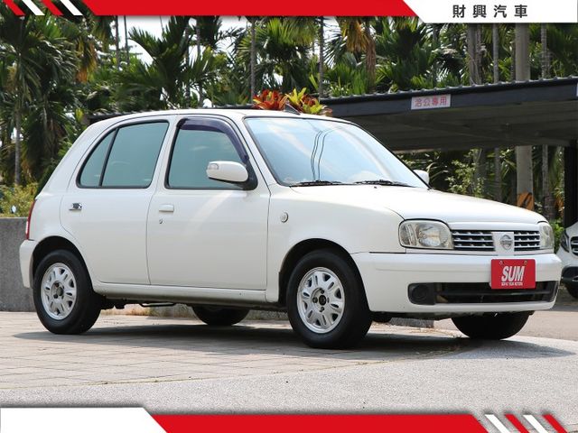 你一定知道的小饅頭，最划算代步價，內裝整齊乾淨，外表略有小瑕疵，喜歡的話全車重烤改色再優待給您！比機車更便宜！  第5張相片