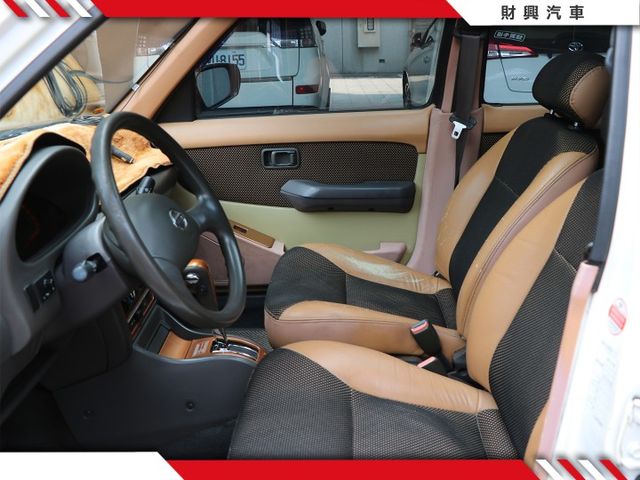 你一定知道的小饅頭，最划算代步價，內裝整齊乾淨，外表略有小瑕疵，喜歡的話全車重烤改色再優待給您！比機車更便宜！  第10張相片