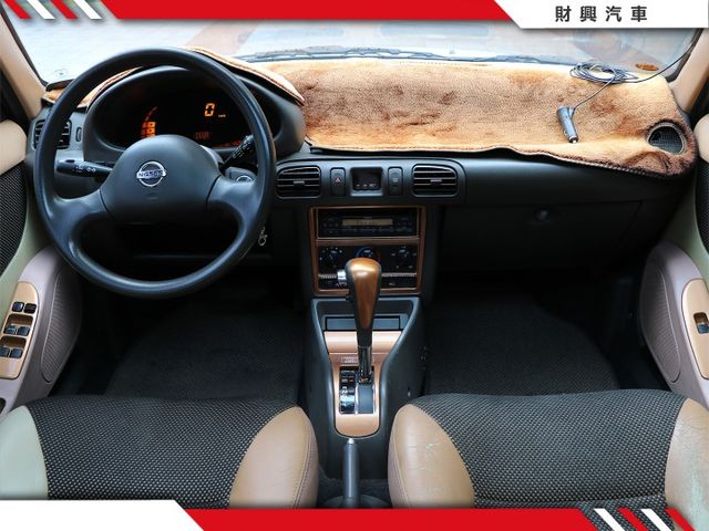 你一定知道的小饅頭，最划算代步價，內裝整齊乾淨，外表略有小瑕疵，喜歡的話全車重烤改色再優待給您！比機車更便宜！  第14張相片