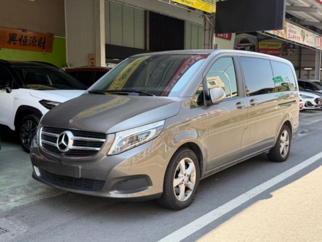 新車選配高達50萬！力拼全台最低價，所有原廠選配不加價！智慧駕駛輔助、左側電滑門、環景、智慧頭燈、雙電動椅、前後側氣囊！  第1張相片