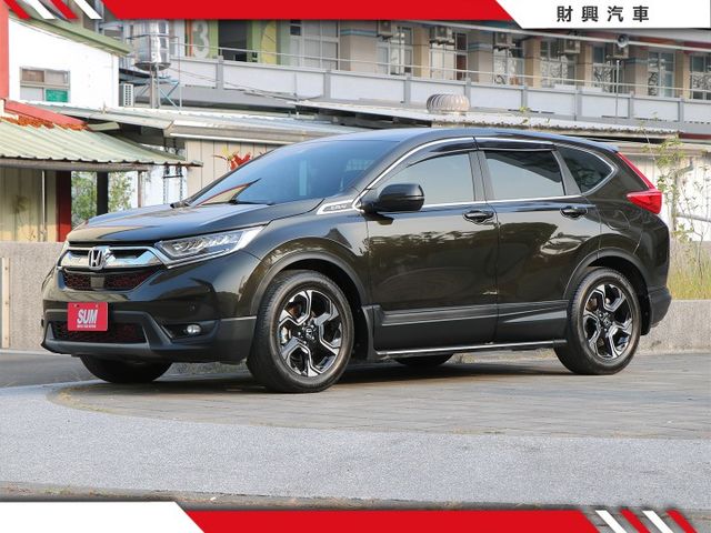 休旅車之王又來啦!!加裝安卓機與電動尾門超貼心，車況超棒冷氣超冷，內裝舒服乘坐體感最棒，操控性能好，省稅金又省油！  第4張相片