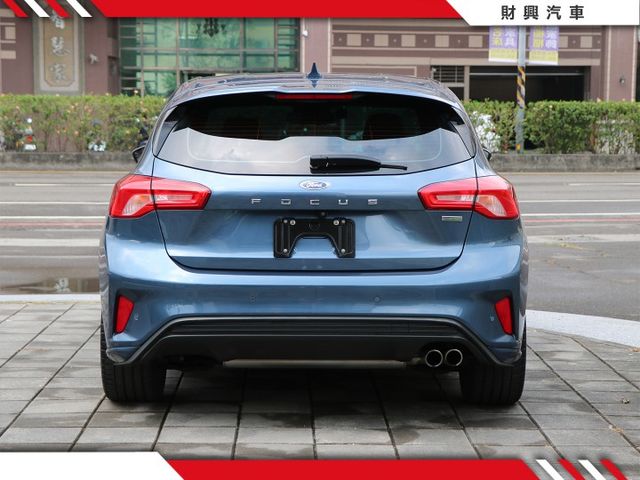 誠意滿滿的配備！抬顯、B&O讓你直接體驗ST LINE的卓越性能表現！超高質感內裝，省油超新科技，稀有特殊色，全網最超值  第3張相片