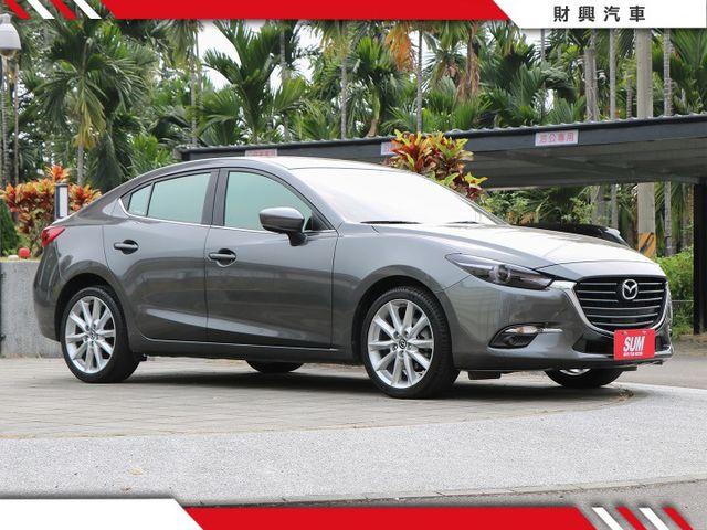 鐵灰馬三年輕氣息滿分！動力順暢好開，日系輕奢感人人最愛，車況超好不怕比較，喜歡來看車再談優惠好禮！  第5張相片