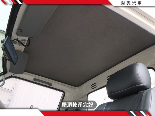 超低里程～貨斗得利卡，還給你摺疊升降尾門，上下貨更容易，車況優質易保養好維護！適合各行各業、街邊攤販上下設備都適合！  第8張相片