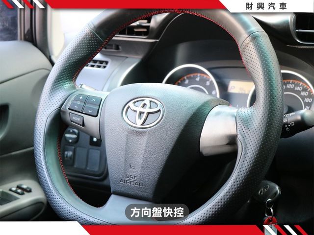 七人座黑色WISH超帥！小幅度改裝驗車容易！車況正常好開，史上最成功的車款之一，漂亮舒服又好坐，露營車宿大空間！  第11張相片