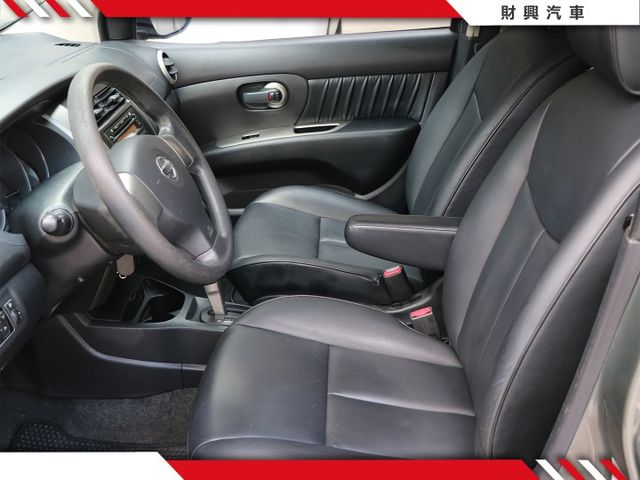 經濟實惠型輕休旅！簡單代步、載貨超實用！車內空間無壓迫，座椅傾倒加大車廂容量超方便！  第8張相片