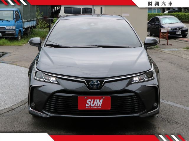 油電車也可以很帥啊！畫龍點睛改個方向盤，運動氛圍UP!! 還有多功能大螢幕主機全都幫你省起來！認證車原鈑件，立約保證！  第6張相片