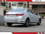配備超多，改裝方向盤、室內氣氛燈、抬頭顯、電子後視鏡、環景、KEYLESS、大螢幕多工安卓機，車況超優直接賺到！  第2張縮圖