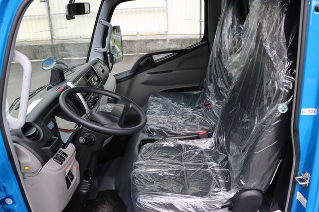 全新車現折下殺，14尺自手排超好開！多角度顯影更安全載貨更輕鬆！  第2張相片