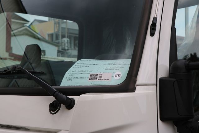 全新車現折下殺，14尺 手排超有力！多角度顯影更安全載貨更輕鬆！  第2張相片