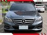 輕鬆入主賓士妥善率高，保養維修容易，全車原版件車況超棒，里程僅跑12萬， 深邃鋼鐵灰，耐髒好打理  第2張縮圖