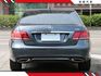 輕鬆入主賓士妥善率高，保養維修容易，全車原版件車況超棒，里程僅跑12萬， 深邃鋼鐵灰，耐髒好打理  第3張縮圖