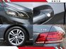 輕鬆入主賓士妥善率高，保養維修容易，全車原版件車況超棒，里程僅跑12萬， 深邃鋼鐵灰，耐髒好打理  第7張縮圖