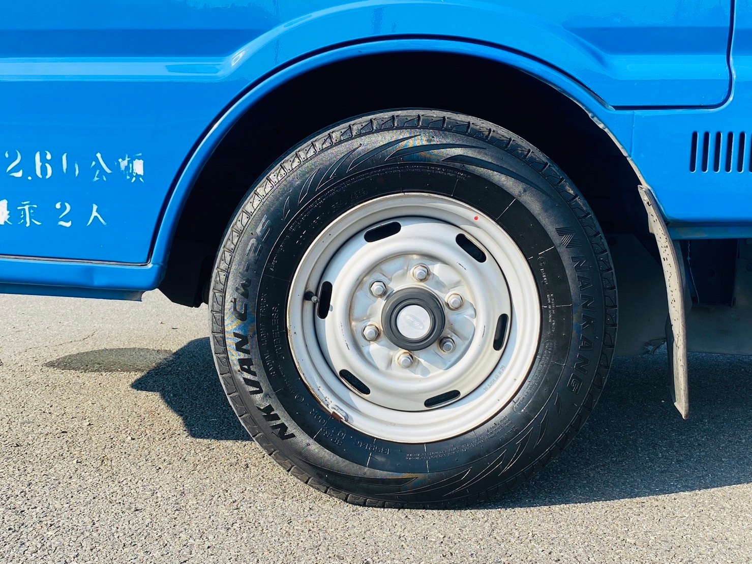 2013年 福特-載卡多2.0CC 汽油車  第3張相片