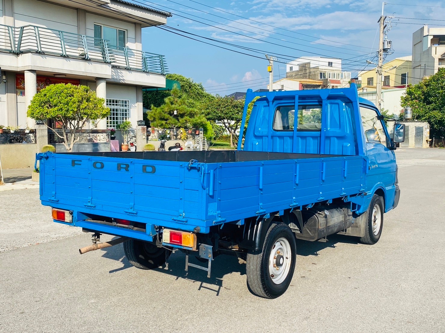2013年 福特-載卡多2.0CC 汽油車  第4張相片