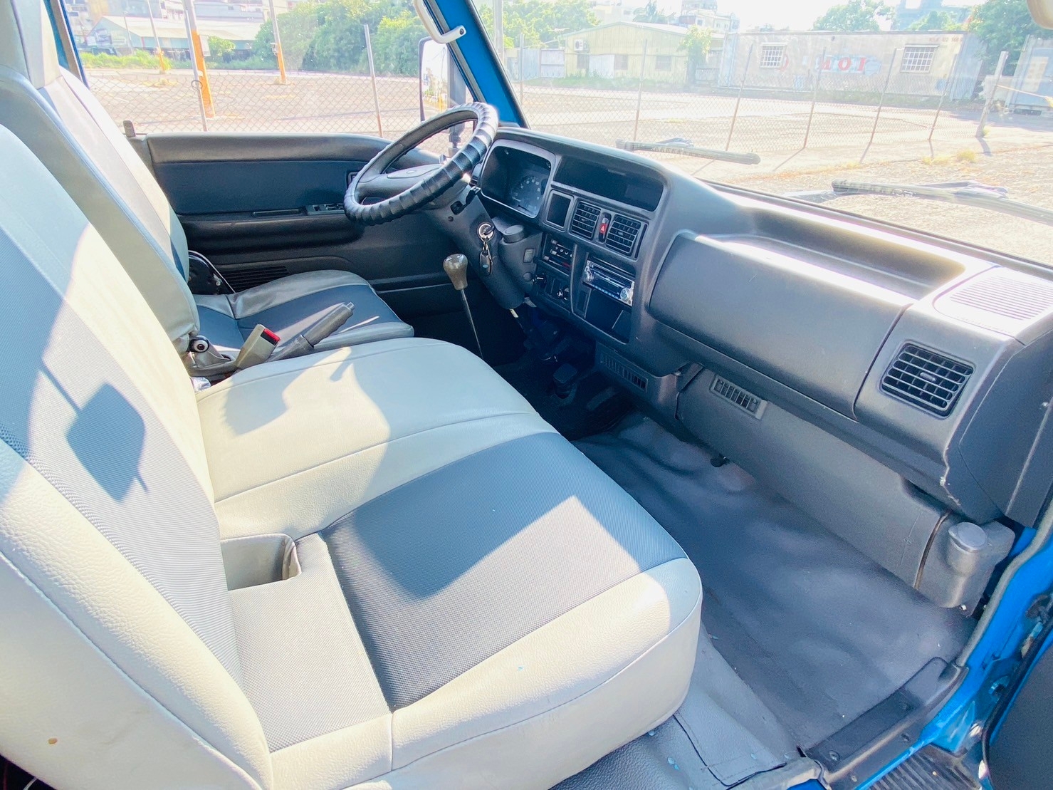 2013年 福特-載卡多2.0CC 汽油車  第7張相片