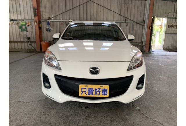 Mazda MAZDA3  第1張相片