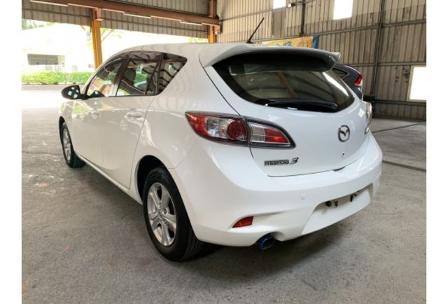 Mazda MAZDA3  第2張相片