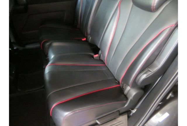Mazda MAZDA5  第8張相片