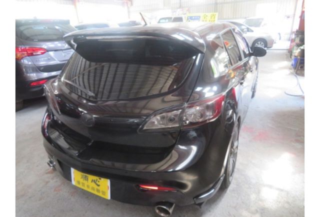 Mazda MAZDA3  第4張相片