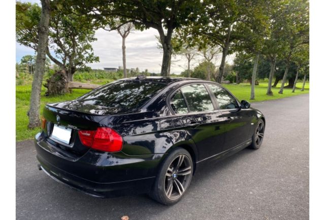 BMW 320I  第4張相片