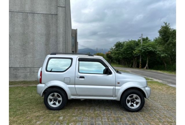 Suzuki JIMNY  第3張相片