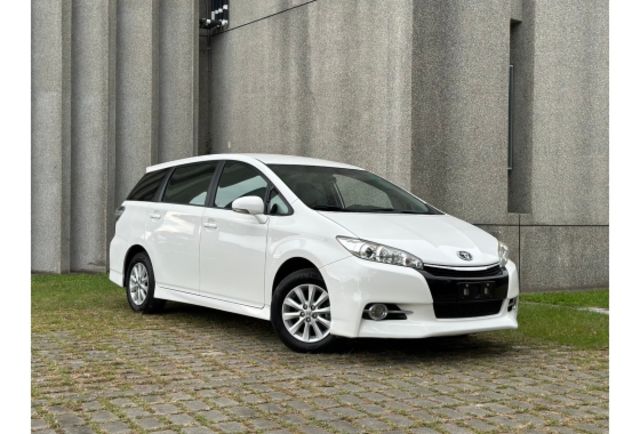 Toyota WISH  第1張相片
