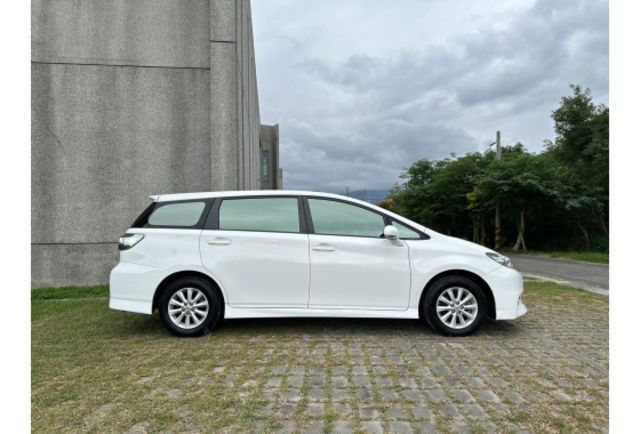 Toyota WISH  第4張相片