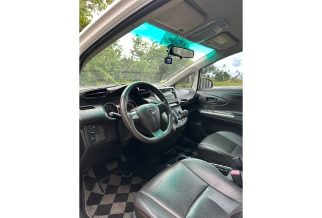 Toyota WISH  第6張相片