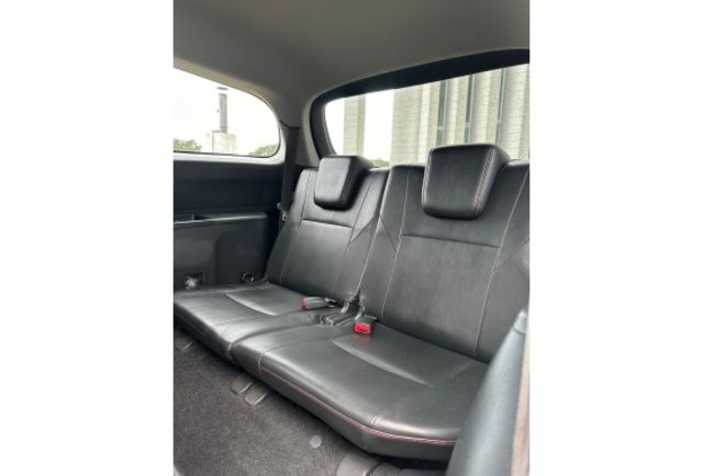 Toyota WISH  第8張相片
