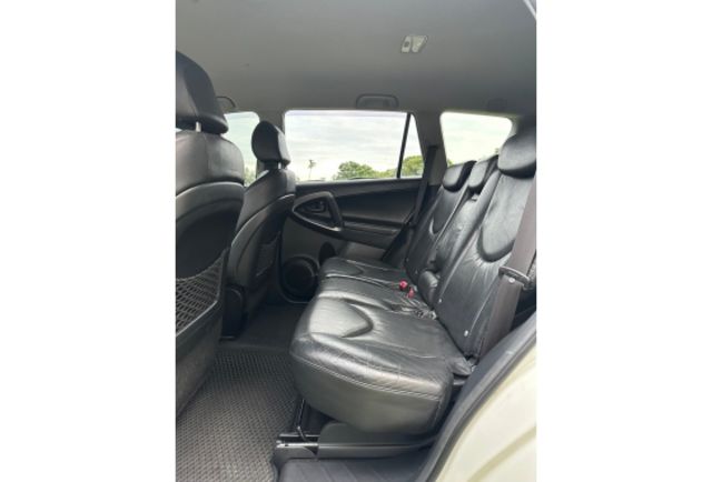 Toyota RAV4  第7張相片
