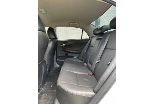 Toyota ALTIS  第7張相片