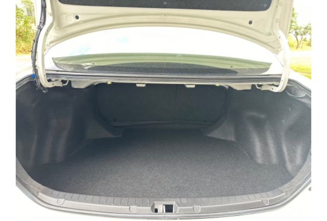 Toyota ALTIS  第10張相片