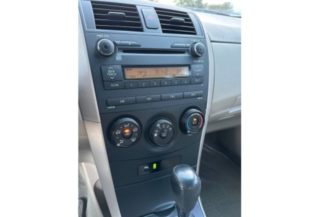 Toyota ALTIS  第9張相片