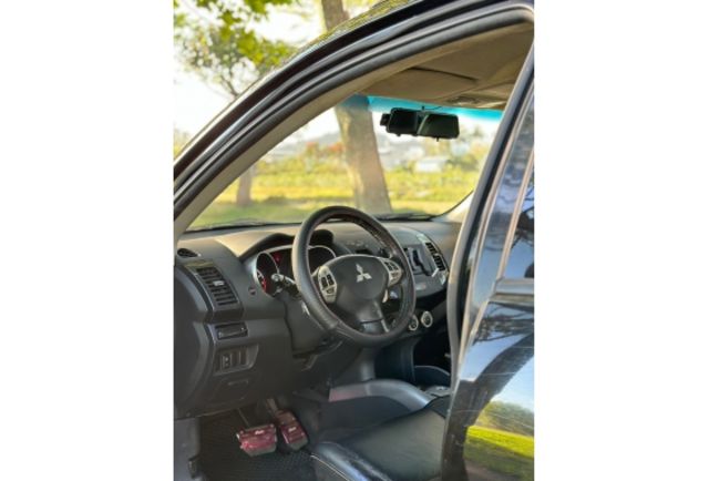 Mitsubishi OUTLANDER  第2張相片