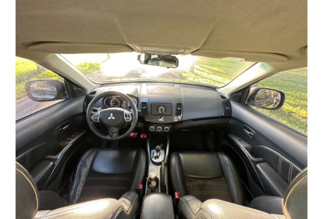 Mitsubishi OUTLANDER  第5張相片