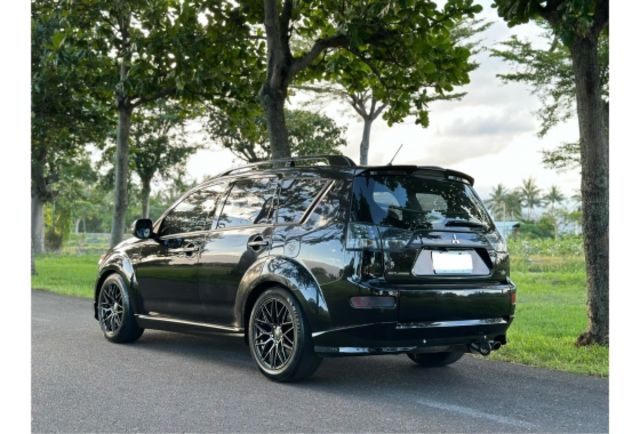Mitsubishi OUTLANDER  第7張相片