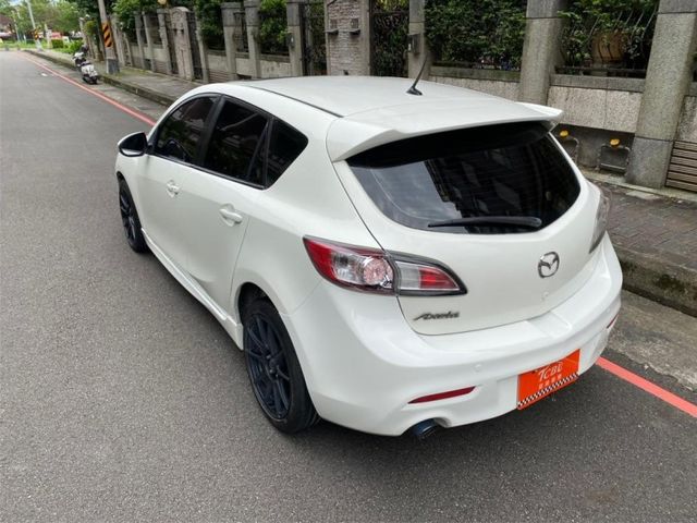 Mazda Mazda3  第8張相片