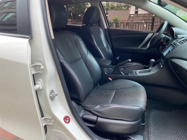 Mazda Mazda3  第10張相片