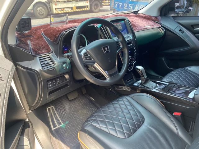 Luxgen U6 Turbo ECO Hyper  第3張相片