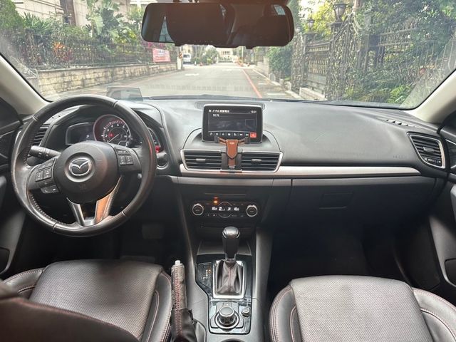 Mazda Mazda3  第3張相片
