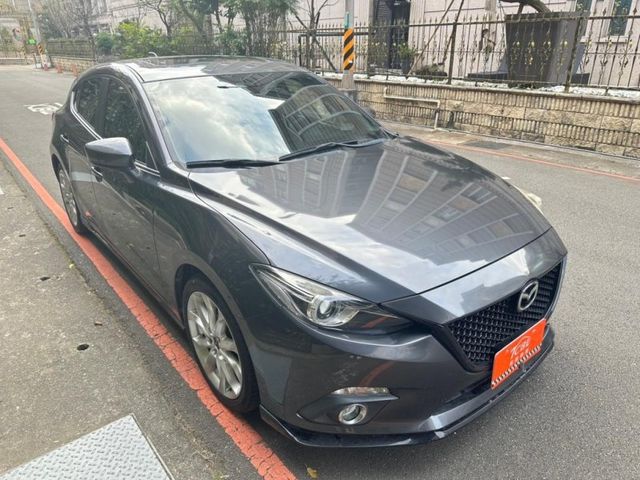 Mazda Mazda3  第6張相片